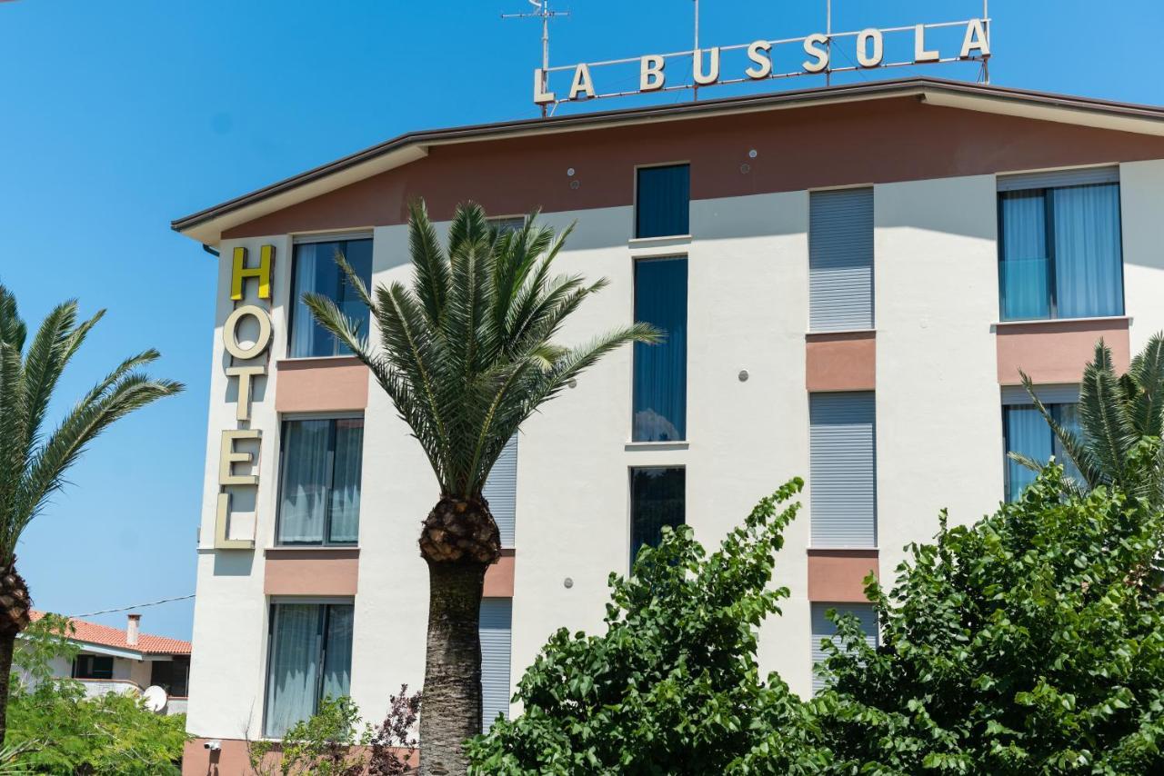 Hotel La Bussola Ortona Esterno foto