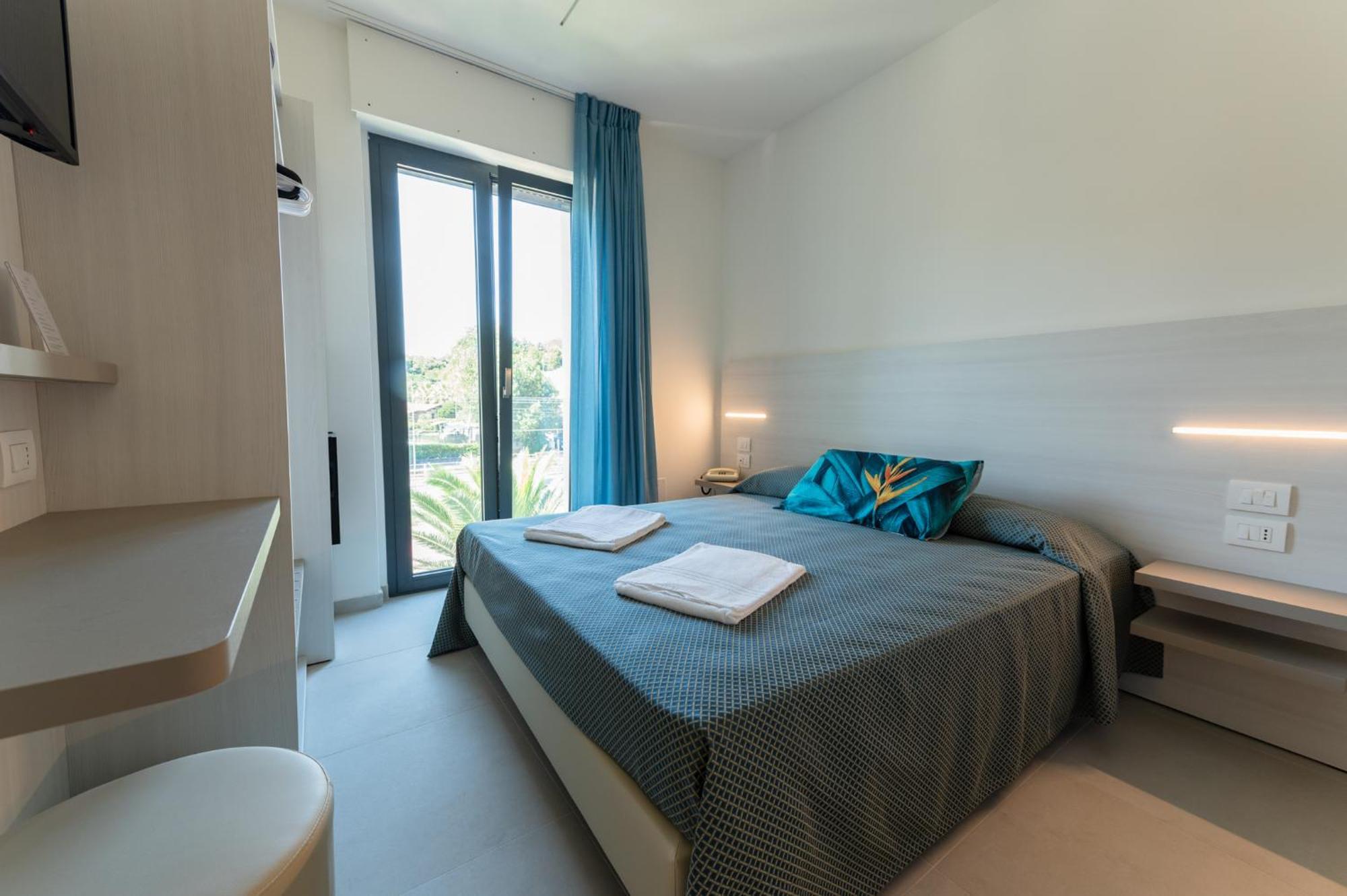 Hotel La Bussola Ortona Esterno foto