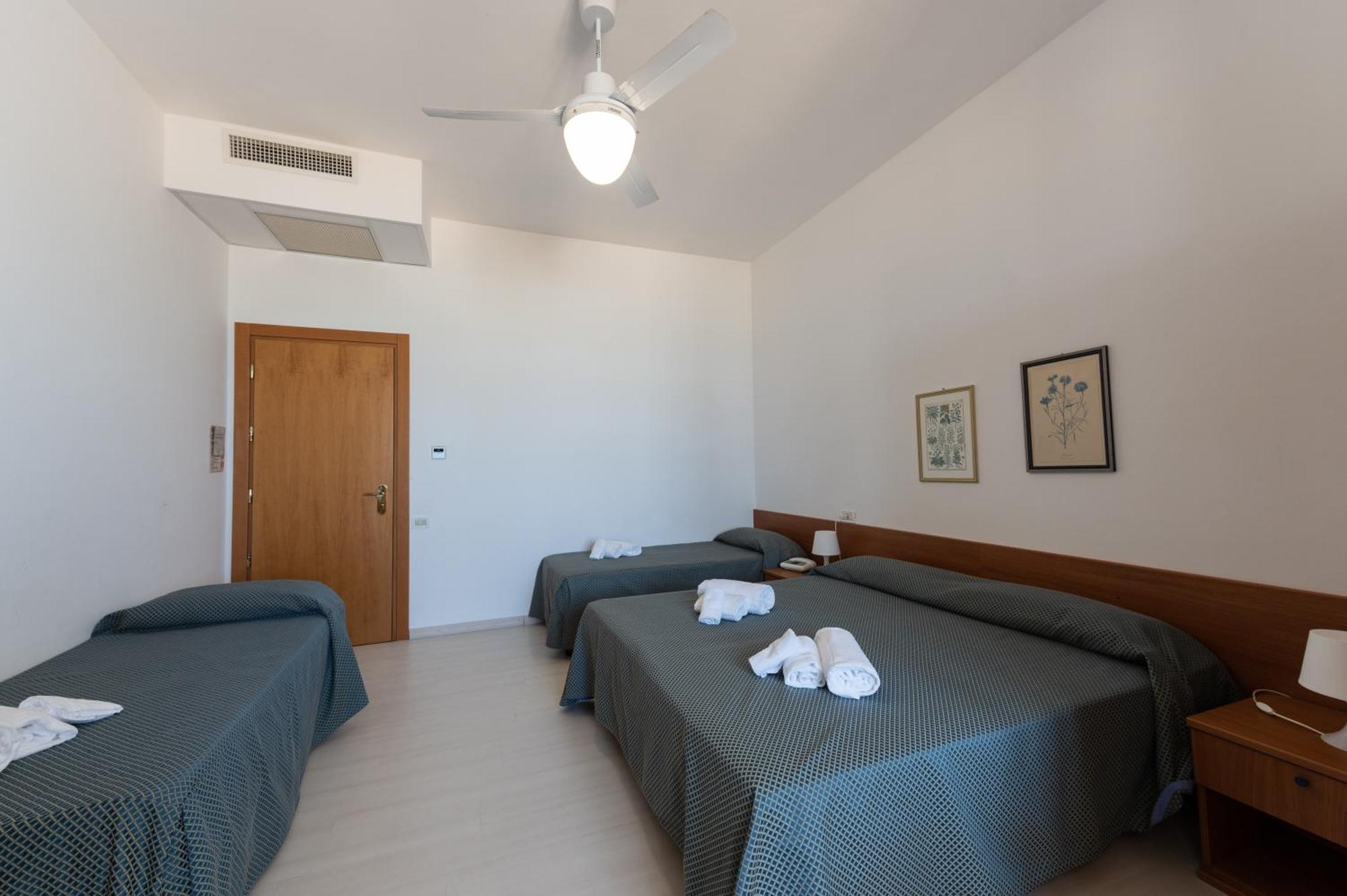 Hotel La Bussola Ortona Esterno foto